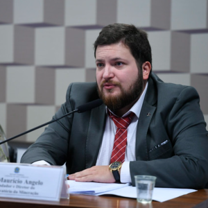 Maurício Angelo